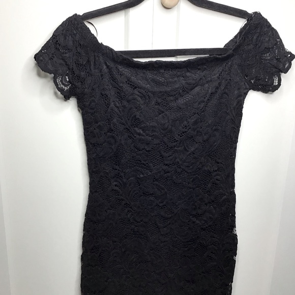 Dresses & Skirts - brand new lace off the shoulder dress